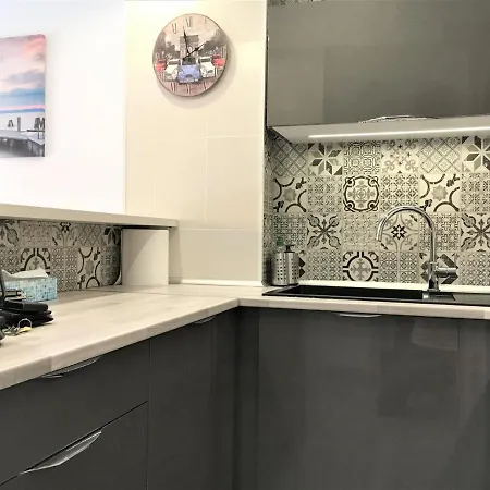Apartamento Con Piscina En Edif Naranjos 133a - Inmo22